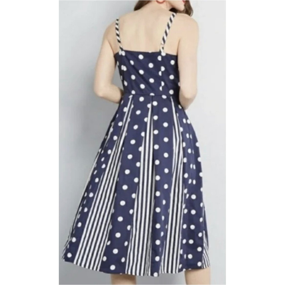 MODCLOTH Fit And Flare Polka Dot Striped Midi Dress - Picture 3 of 7
